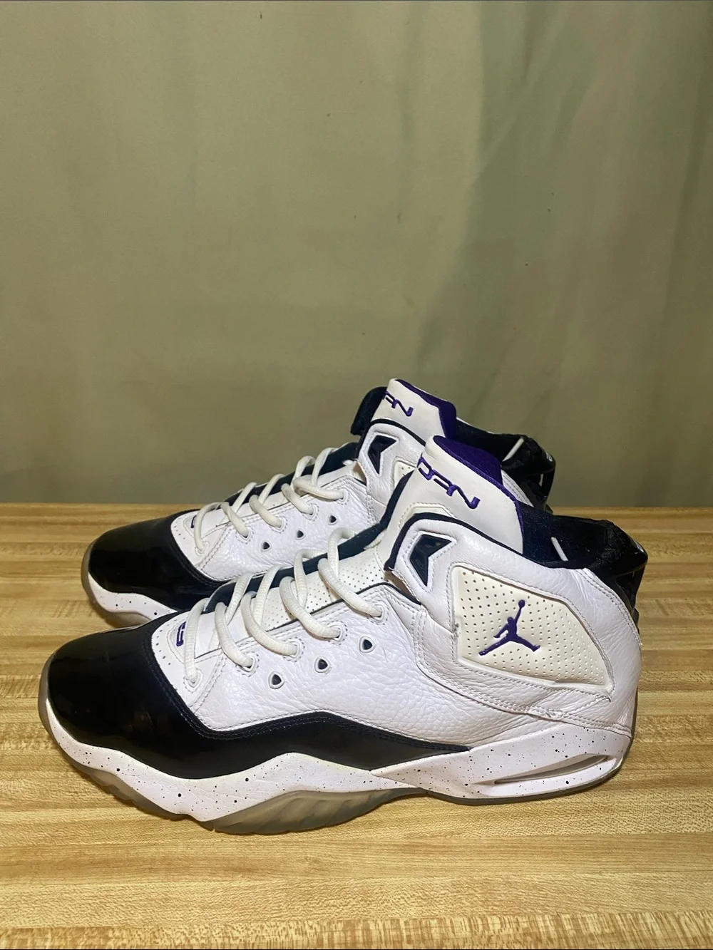 Nike Air Jordan B’Loyal White Court Purple Black 315317-115 Mens 11